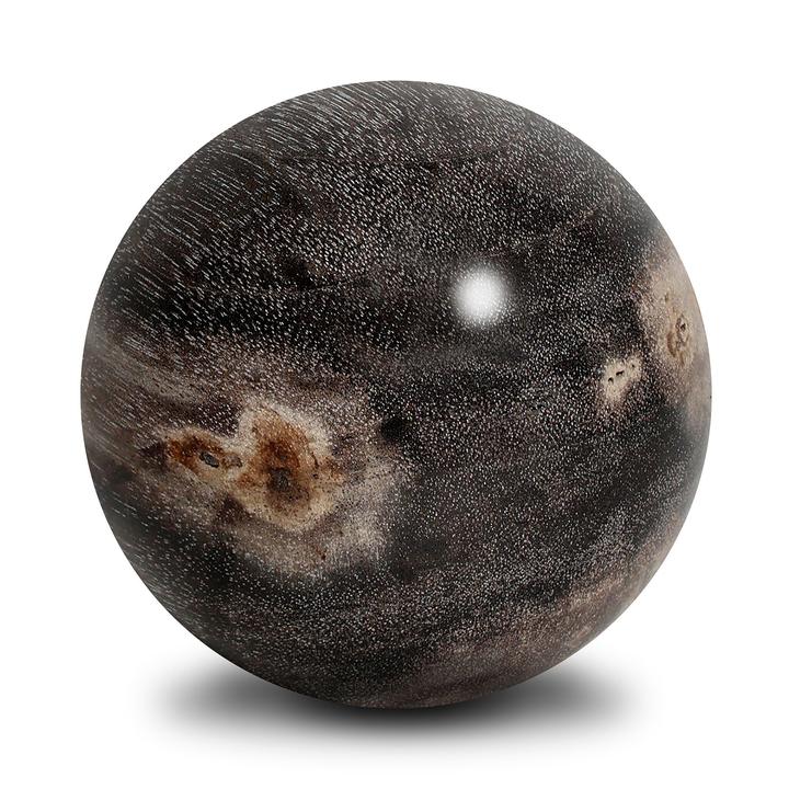 Alternate view of the Palu Petrified Wood Sphere Set emphasizing the repeated spherical geometry.