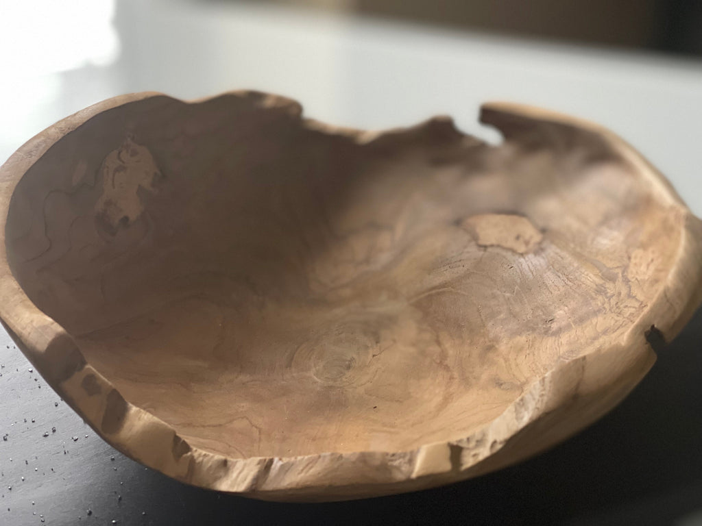 The Léa Bowl — Live-Edge Teak — product view