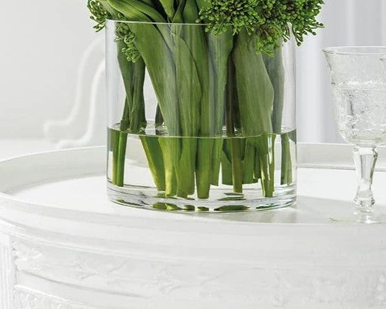 The Inès Tulip Arrangement | White & Green Vertical Form